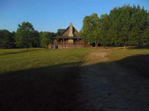 700 Will Glenn Rd, Starr, SC 29684 photo 1