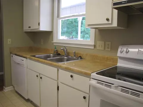 103 Flagstone Dr, Easley, SC 29642 photo 6