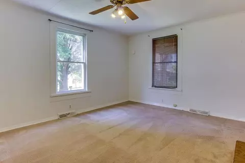 118 Hampton St, Pelzer, SC 29669 photo 7