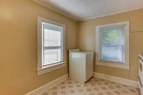 118 Hampton St, Pelzer, SC 29669 photo 15