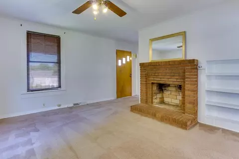 118 Hampton St, Pelzer, SC 29669 photo 6