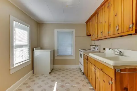 118 Hampton St, Pelzer, SC 29669 photo 10