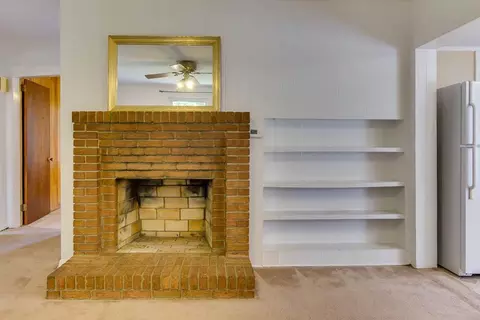 118 Hampton St, Pelzer, SC 29669 photo 5