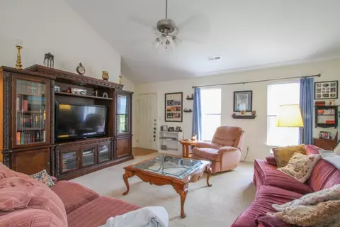 126 Carrie Leigh Ln, Pendleton, SC 29670 photo 3