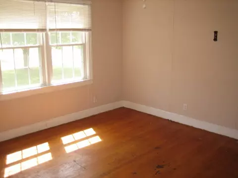 505 Heyward Ave, Honea Path, SC 29654 photo 4