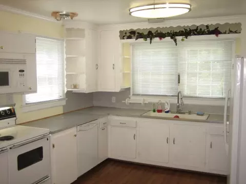 505 Heyward Ave, Honea Path, SC 29654 photo 6