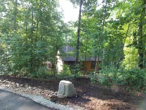 127 Doe Run, Pickens, SC 29671 photo 9