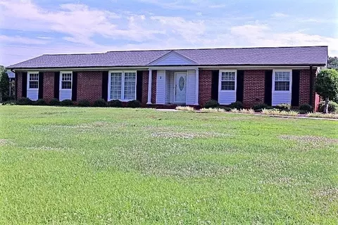 2 Keystone Dr, Seneca, SC 29672 photo 1