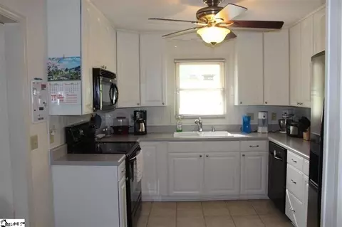 140 Vista Cir, Easley, SC 29642 photo 11