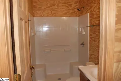 140 Vista Cir, Easley, SC 29642 photo 8