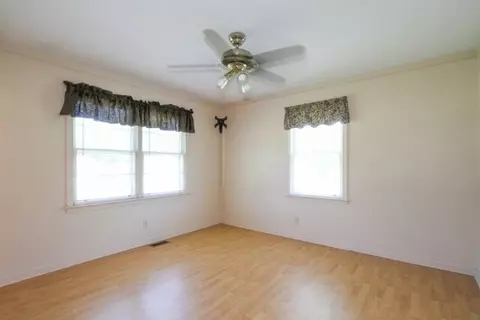 15 Gray Dr, Williamston, SC 29697 photo 11