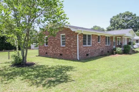 15 Gray Dr, Williamston, SC 29697 photo 4
