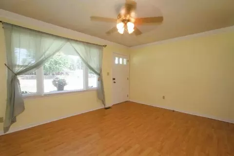 15 Gray Dr, Williamston, SC 29697 photo 5