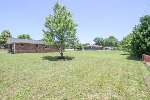 15 Gray Dr, Williamston, SC 29697 photo 18