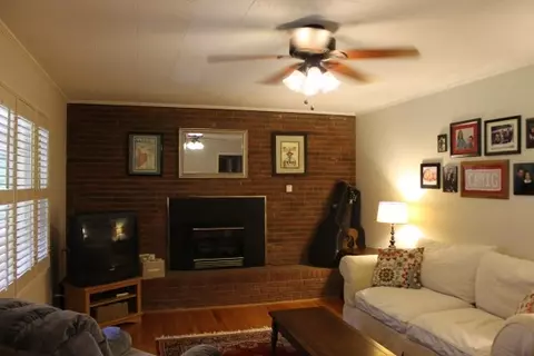 609 Thomas Rd, Pickens, SC 29671 photo 4