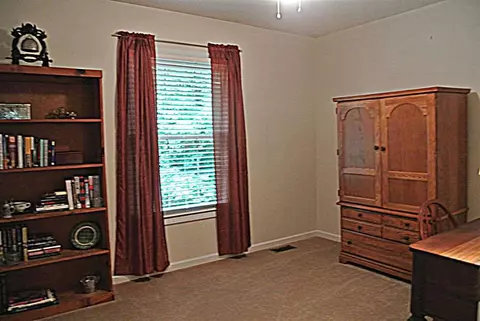 130 Tabor St, Central, SC 29630 photo 11