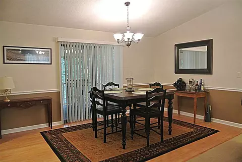 130 Tabor St, Central, SC 29630 photo 4