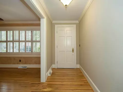 703 S B St, Easley, SC 29640 photo 4