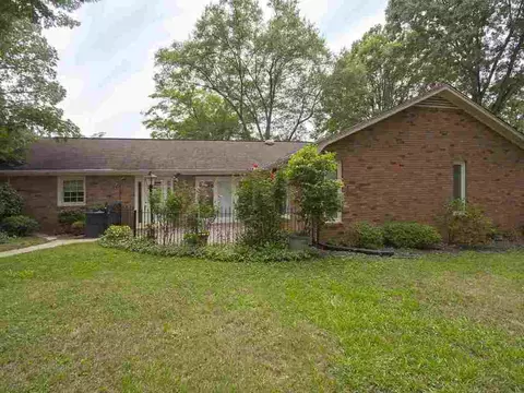 703 S B St, Easley, SC 29640 photo 33