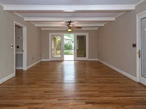703 S B St, Easley, SC 29640 photo 11
