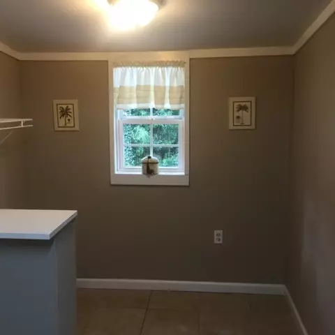 105 S D St, Easley, SC 29640 photo 9