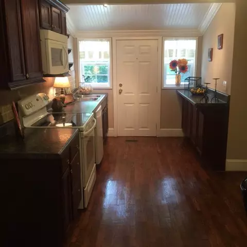 105 S D St, Easley, SC 29640 photo 25