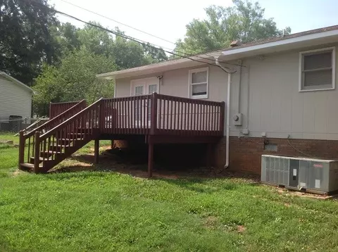 401 Patterson St, Central, SC 29630 photo 10