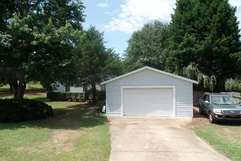 101 Pineview Dr, Pelzer, SC 29669 photo 16