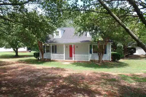 101 Pineview Dr, Pelzer, SC 29669 photo 1