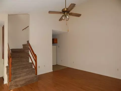 115 Maple St #MAPLE TERRACE, Pendleton, SC 29670 photo 3