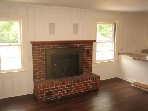 10 Pruitt St, Honea Path, SC 29654 photo 5