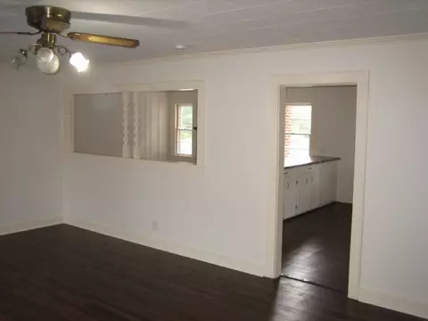 10 Pruitt St, Honea Path, SC 29654 photo 3