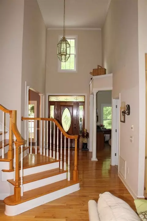 122 Riverford Dr, Central, SC 29630 photo 2