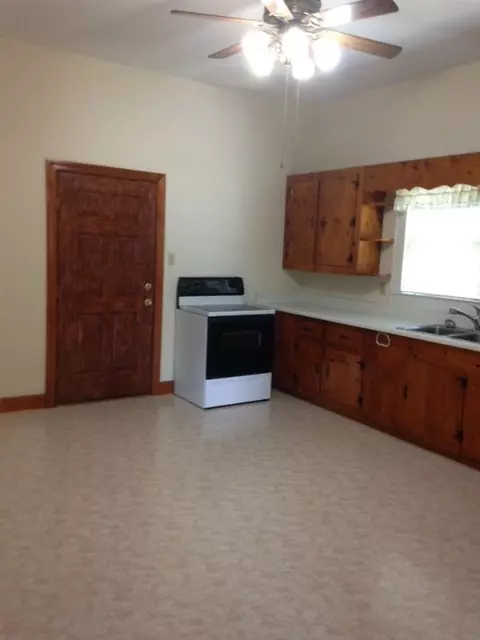 23 Main St, Pelzer, SC 29669 photo 6