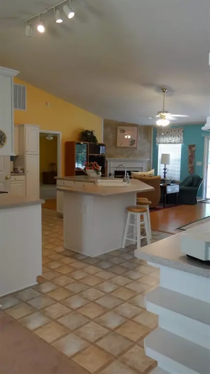 112 Hill View Ct, Easley, SC 29642 photo 4