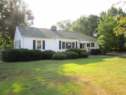 308 Heyward Ave, Honea Path, SC 29654 photo 1