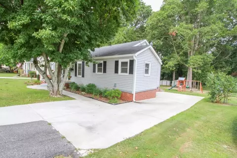 239 Pine Ln, Anderson, SC 29621 photo 2