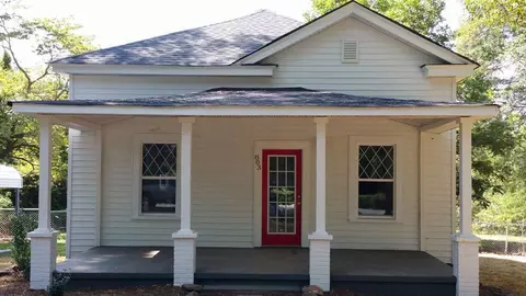803 Gaines St, Central, SC 29630 photo 3