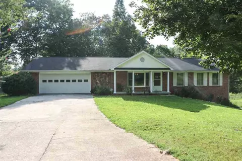 36 Oak Cliff Dr, Toccoa, GA 30577 photo 1