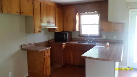 306 Tribble St, Honea Path, SC 29654 photo 4