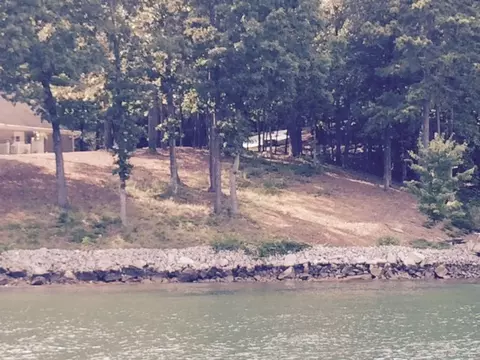 16 Eastern Pt #KEOWEE HARBOURS, Salem, SC 29676 photo 2