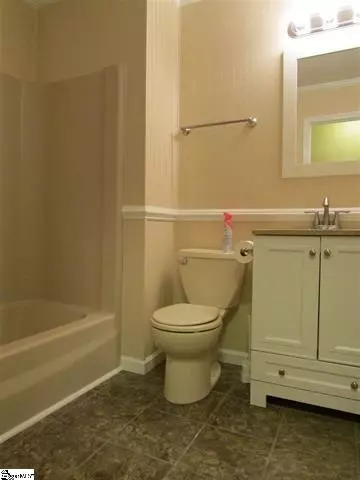 147 Hampton Rd, Easley, SC 29640 photo 12