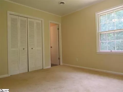 147 Hampton Rd, Easley, SC 29640 photo 9