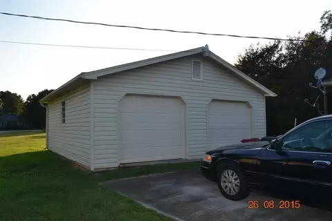 215 Dacus #DRIVE, Williamston, SC 29697 photo 2