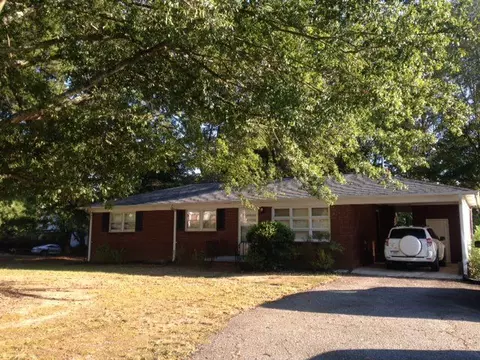 200 Helen Dr, Easley, SC 29642 photo 1