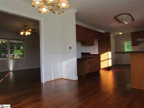 145 Grandview Dr, Easley, SC 29640 photo 8