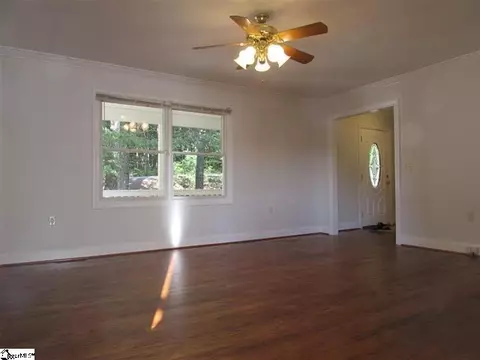 145 Grandview Dr, Easley, SC 29640 photo 4