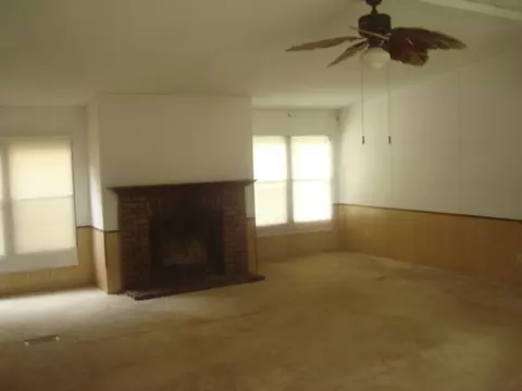 232 Brock Cir, Honea Path, SC 29654 photo 3