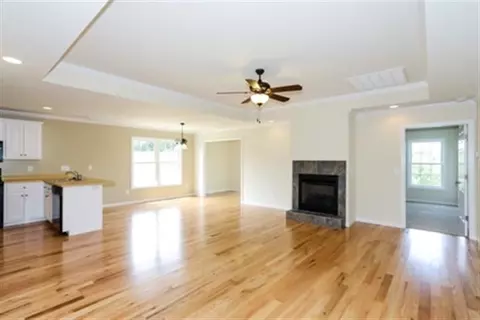 112 Colonial Walk, Pickens, SC 29671 photo 4