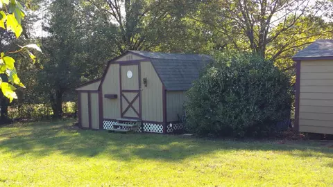 804 Bishop Branch Rd, Central, SC 29630 photo 6